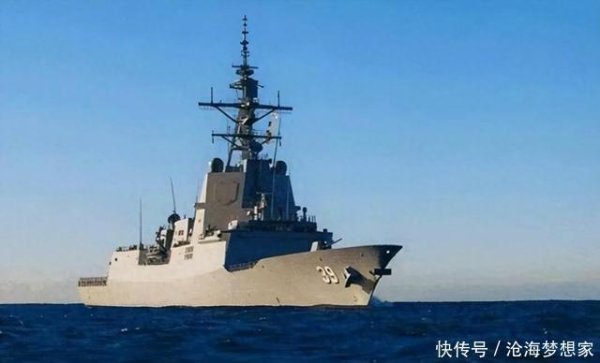 杨方策略 三国海军黄岩岛附近军演，加澳军舰再闯台海，我军全程监视